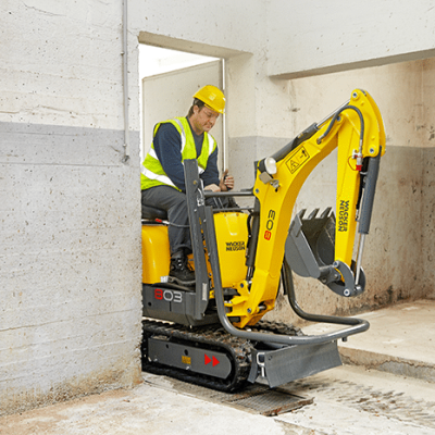 MINIESCAVATORE WACKER NEUSON 803