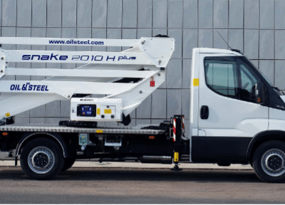 IVECO DAILY CON PIATTAFORMA OIL & STEEL SNAKE 2010H PLUS