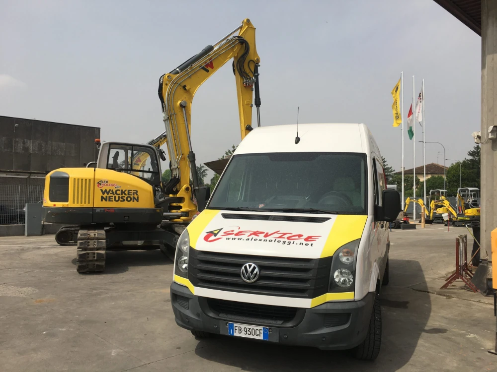 furgone-bianco-per-officina-mobile